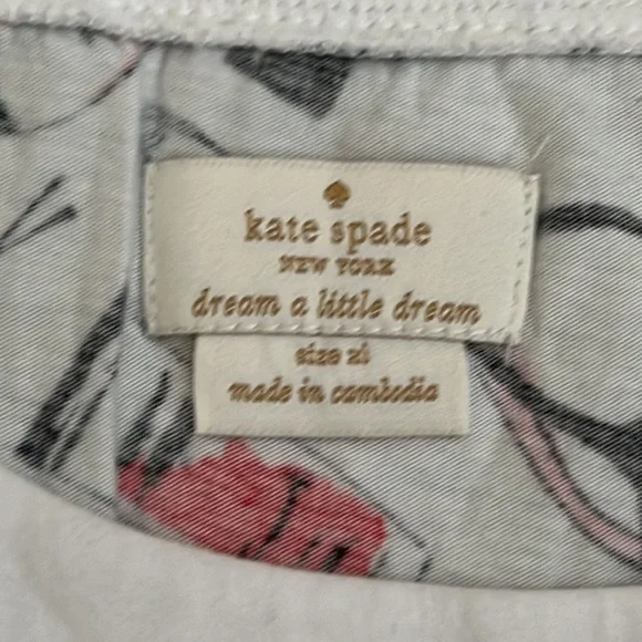 KATE SPADE makeup motif sleep shirt / Juniors Small (marked a XL) - Picture 2 of 4